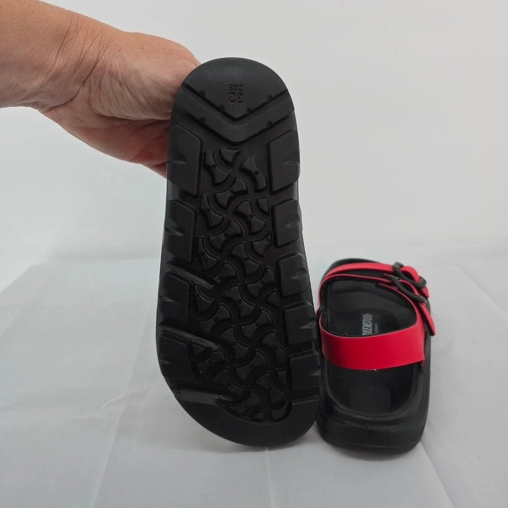 Birkenstock Mogami EVA Red Black Kids Sandals Waterproof Backstrap Size 32 Sz 1